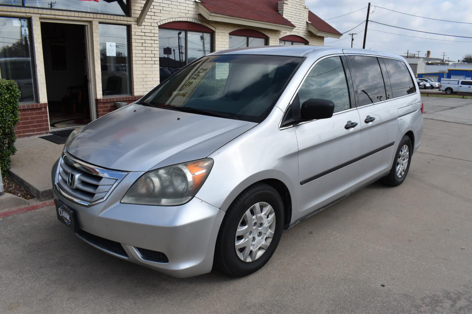 2010 Silver /Gray Honda Odyssey (5FNRL3H25AB) , located at 5925 E. BELKNAP ST., HALTOM CITY, TX, 76117, (817) 834-4222, 32.803799, -97.259003 - Buying a 2010 Honda Odyssey LX can offer several benefits, including: Reliability: Honda is known for its reliability, and the Odyssey is no exception. The 2010 model is likely to have a solid reputation for dependability. Safety: The 2010 Odyssey LX comes equipped with standard safety features su - Photo#1